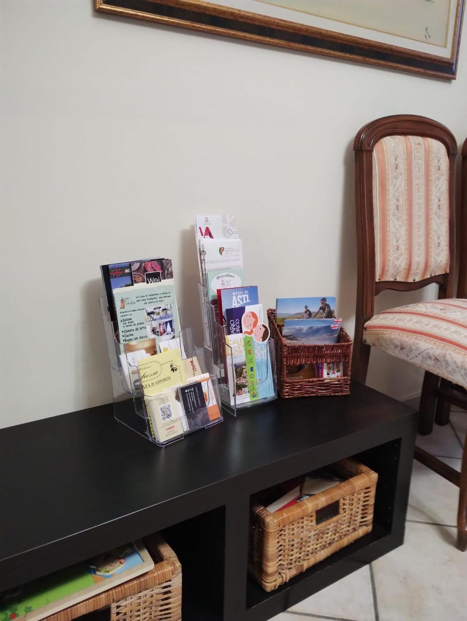 La Casa Di Valentino - Grazioso Ed Ampio Bilocale Apartment Asti Ngoại thất bức ảnh